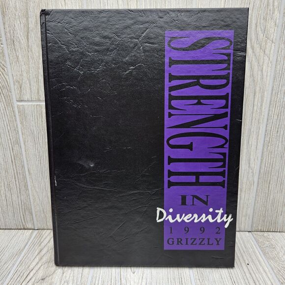 Other - 1992 The Grizzly Yearbook Butler County Community Junior College Eldorado Kansas